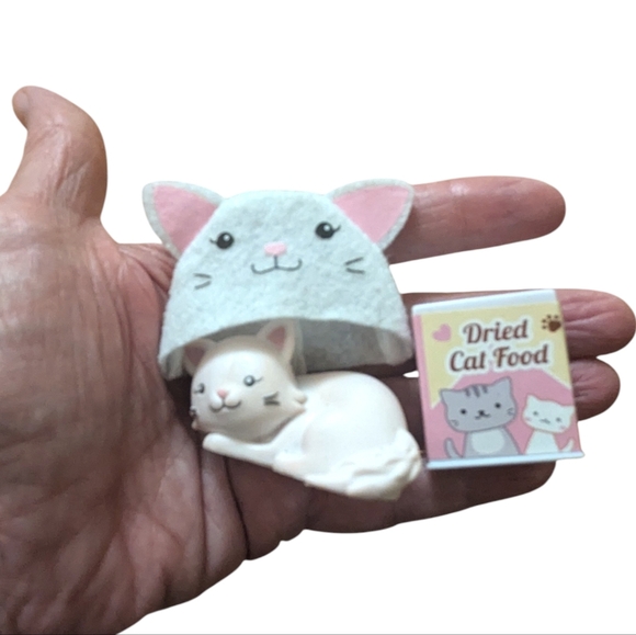 Lottie Doll Arklu Of London Anime With rare collector Pet Persian cat - Picture 10 of 15